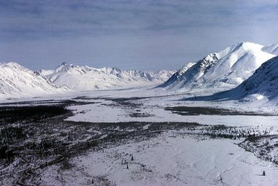 Arctic river, fot by William Troyer, U.S. Fish and Wildlife Service,public domain